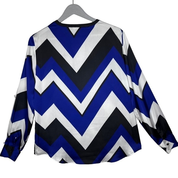 Lauren Ralph Lauren Retro Chevron Print Blouse Size PM Cobalt Blue Black White - Picture 3 of 12